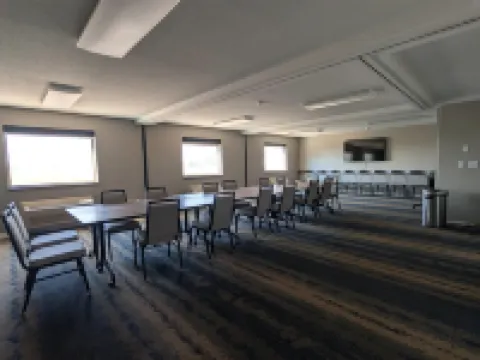 Super 8 by Wyndham Perham Hotels in Perham