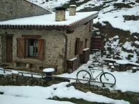 Zaldierna al sol, a 17th century village. ezcaray