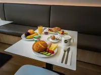 B&B HOTEL Villingen-Schwenningen - Breakfast
