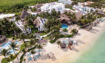 Margaritaville Island Reserve Riviera Cancun by Karisma