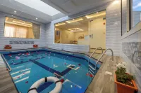 MidTown Majestic Garden Resort - Pools