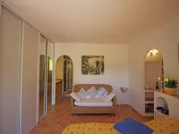 Villa in Bagnols near Sea with Pool - 홈스테이