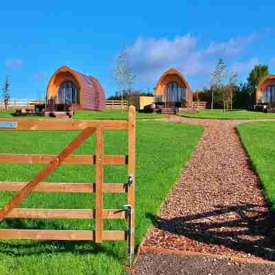 Glamping Pod in Yorkshire Wolds Countryside Hotel Exterior