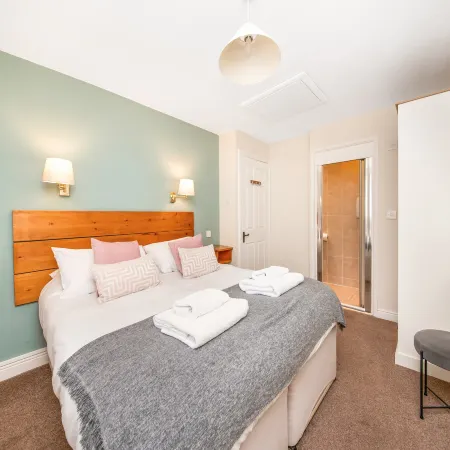 Cottage in Thirsk with Scenic Trails & Spa