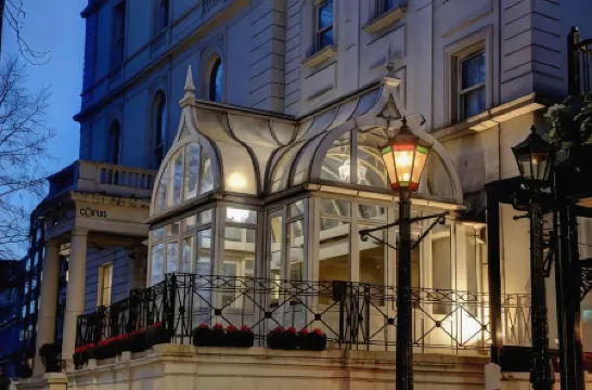 코러스 하이드 파크 호텔