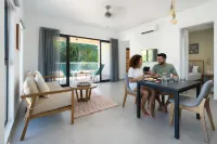 Bo Jungle - Steps to Tamarindo Beach - Surf & Pool #4 Hotels in Playa Langosta