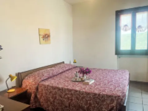 Marisa (Dol126) Hoteles en Dolcedo