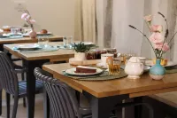 Nine Rooms Double - พร้อมอาหารเช้า