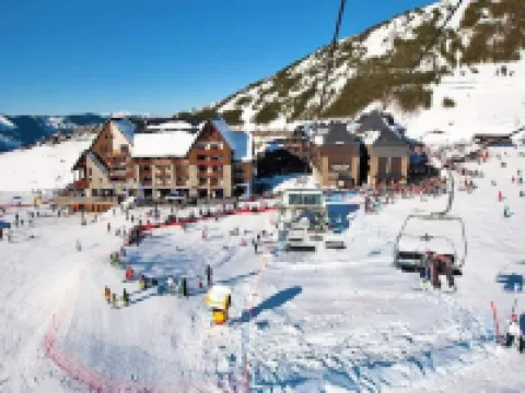 3 Rooms for 6 People