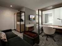 SpringHill Suites Houston Brookhollow Các khách sạn gần Nhà máy bia Karbach Brewing
