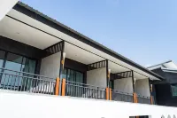 The Loft Panwa Resort Hotel in zona Lae Le Cliff