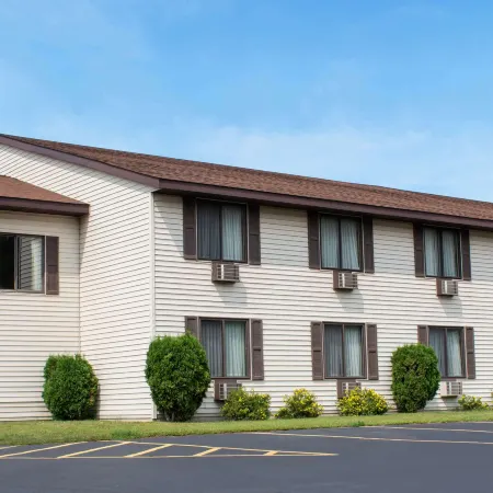 Travelodge by Wyndham Ishpeming/Marquette Отели в г. Ишпеминг