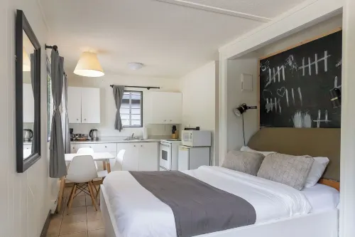 Mackenzie Beach Resort Hotels in Tofino