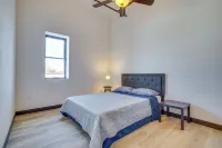 Modern, Open-Concept Apartment: Downtown Cashton! - Apartments
