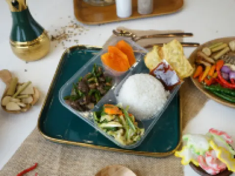 Dparagon Pogung F Hotels in Mlati