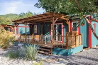 Château de l'Hom 쏘만느 호텔