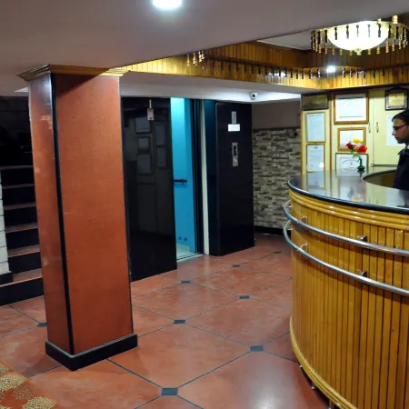 Brightland Hotel Near Mall Road