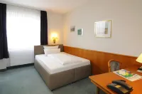 Gasthof-Hotel Maintal - parking