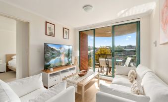Spacious 3-Bed with Alfresco Dining by Amenities