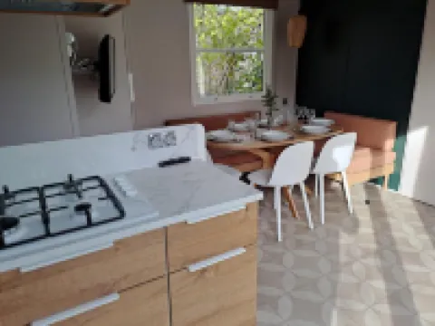 フォレストサイド リトリート イン ターンハウト トゥルンホウトのホテル