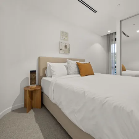 Luxe 2-Bed Inner-City Abode with Alfresco Dining