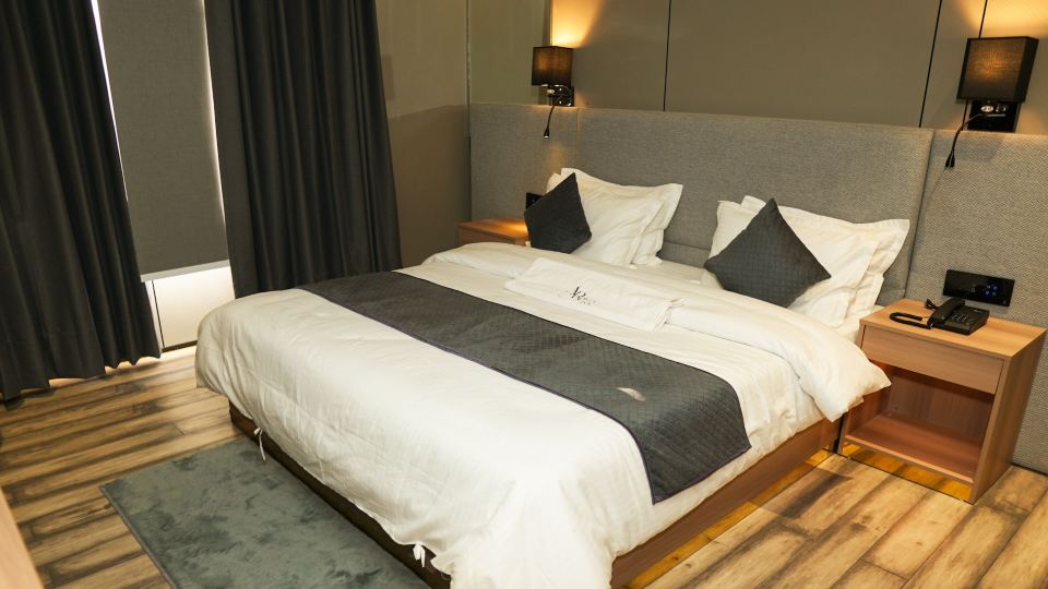 Hotel Aroma Inn