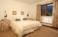 Hostería Plaza Mayor Hotels in 