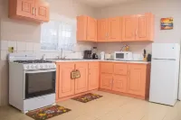 Paradis des Palmiers 1 Gorgeous 2bedroom Apartment Hotels in Buckleys