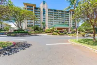Honua Kai Hokulani by Coldwell Banker Island Vacations - Jacuzzi