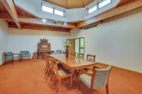 Grand Rural Wisconsin Retreat: Full Indoor Gym - Alojamientos