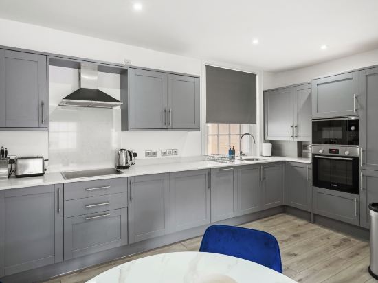 Flat 3 Beauchamp Place