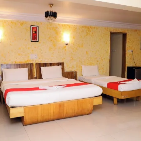 Hotel Dhammanagi Comforts