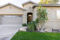 Cozy Home in Gated Country Club