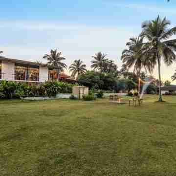 Atmaveda Riverside Homestay Hotel Exterior