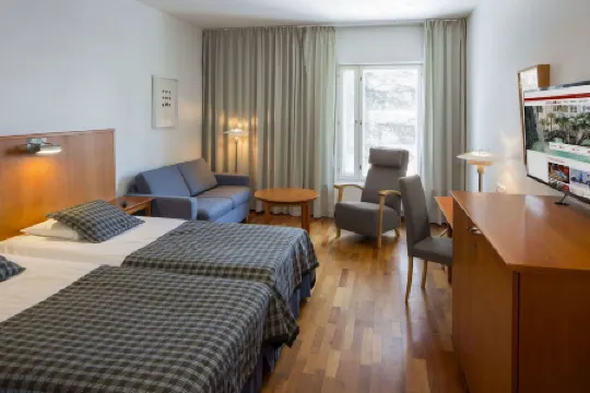 庫撒蒙特洛皮齊假日俱樂部酒店