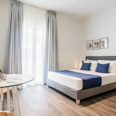 Kleo II by Zoia Living Các khách sạn gần Bảo tàng chiến tranh