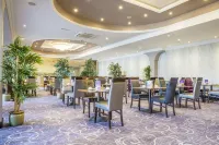 Diamond Coast Hotel - breakfast