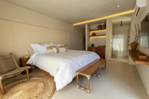 Lahaina Hotel - 2-Star
