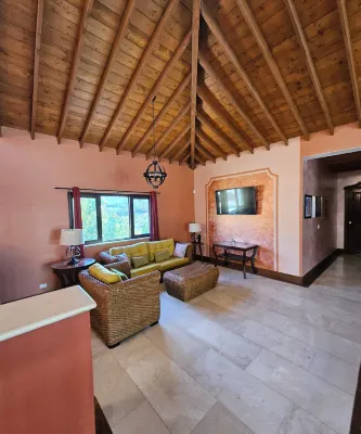 Hacienda Martlot - Bed and Breakfasts