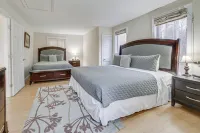 Peaceful Cavendish Retreat w/ Hot Tub & Fireplace! - Homestays