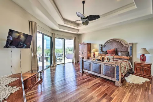 Backyard Oasis! Mtn-View Family Gem in Scottsdale - Villas
