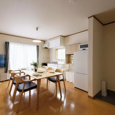 Guest Villa Hakone Kazamatsuri Hotel dekat Suzuhiro Kamaboko Museum