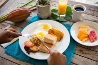 True Blue Bay Resort - breakfast