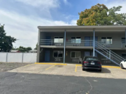 Capri Motel by Belvilla Walla Walla US 12