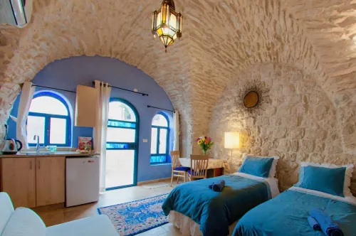 Artist Quarter Guesthouse B&B - Mountain view