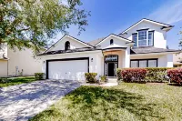 Waterfront 2-story Home With Water Views, Patio, Streaming, Washer/dryer, & AC - Balkoner