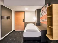 B&B HOTEL Wiesbaden-Ost - parking