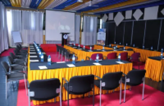 Buraha Zenoni Hotel and Resort