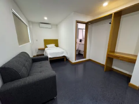 普羅溫西亞酒店 酒店