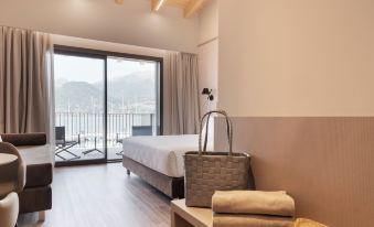 Lago Dorato Marina Lodge - Lakefront